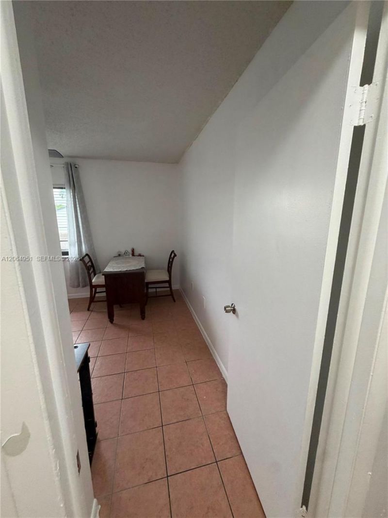 8690 SW 154th Cir Pl, Unit 3D, Miami, FL 33193 Photo