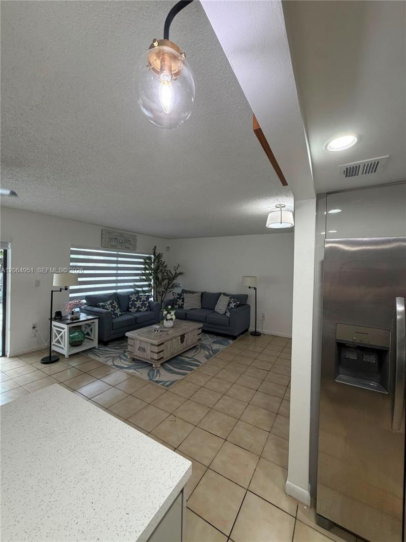 8690 SW 154th Cir Pl, Unit 3D, Miami, FL 33193 Photo