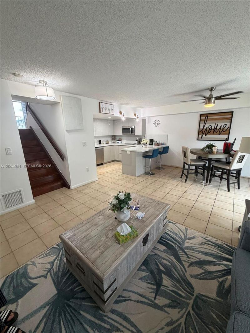 8690 SW 154th Cir Pl, Unit 3D, Miami, FL 33193 Photo