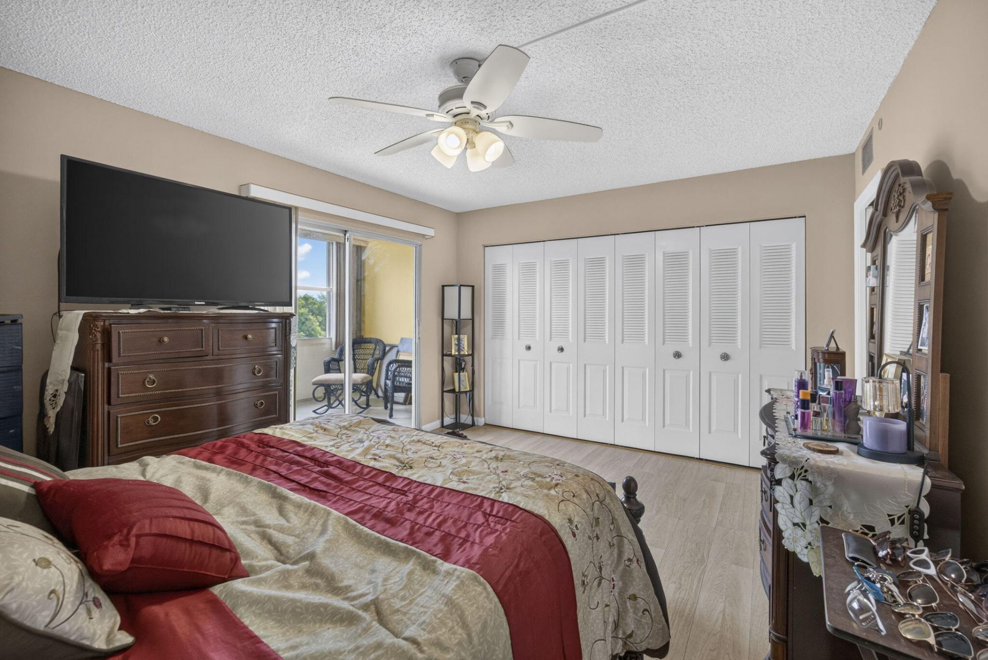 456 Southampton C, West Palm Beach, FL 33417 Photo