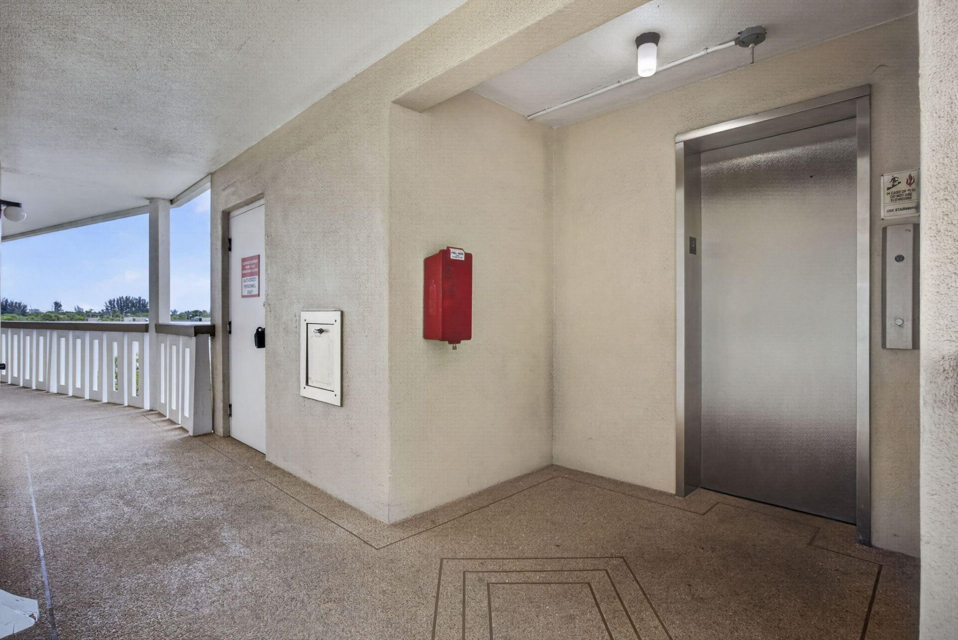 456 Southampton C, West Palm Beach, FL 33417 Photo