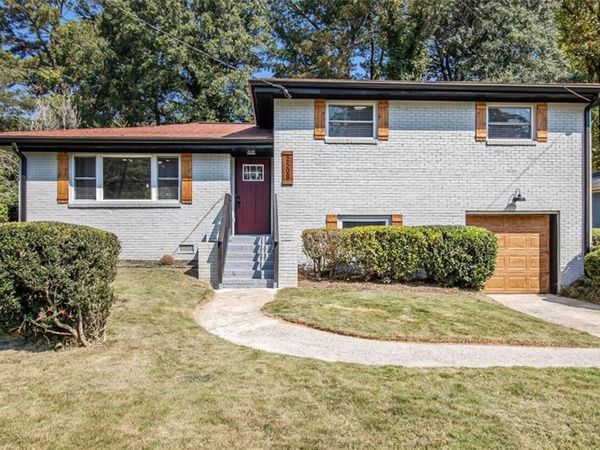 2508 Fontaine Circle , Decatur, GA 30032