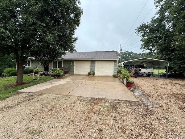 66 Edith Drive , Bourbon, MO 65441
