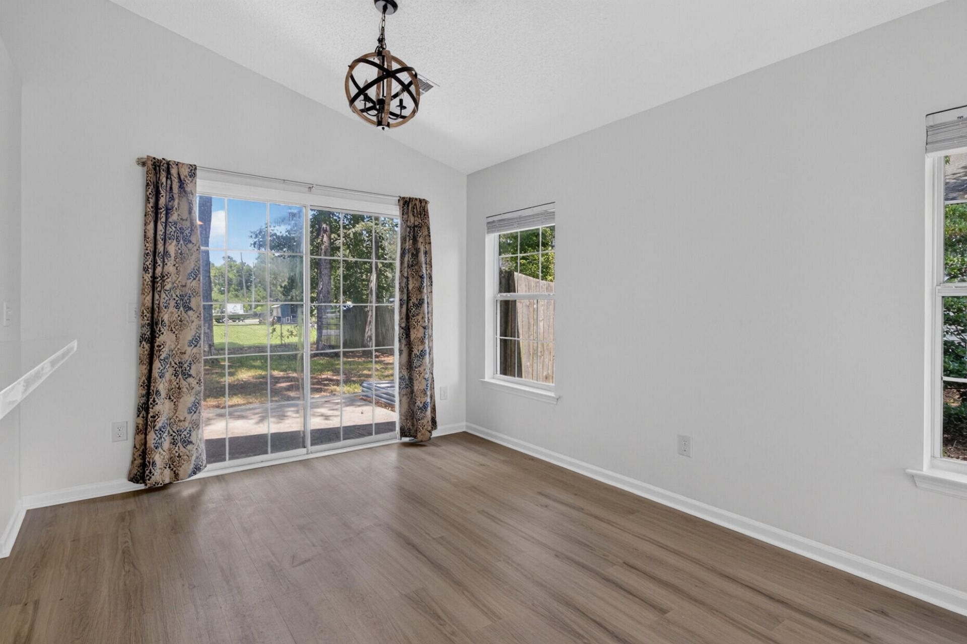 2412 Stingray Boulevard Photo 11