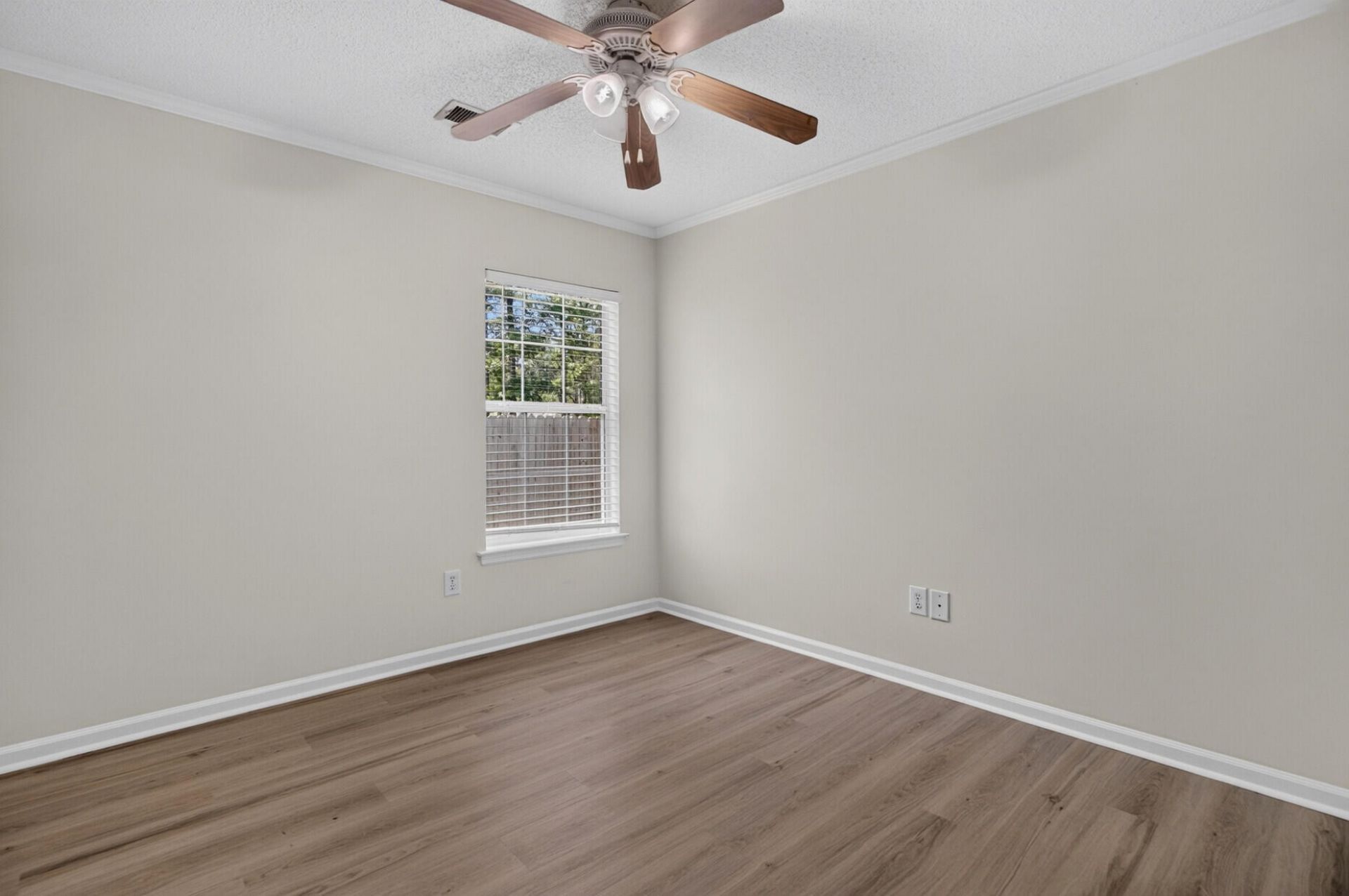 2412 Stingray Boulevard Photo 19