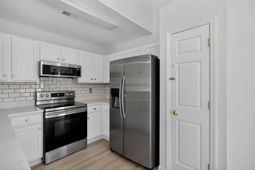 2412 Stingray Boulevard photo 4