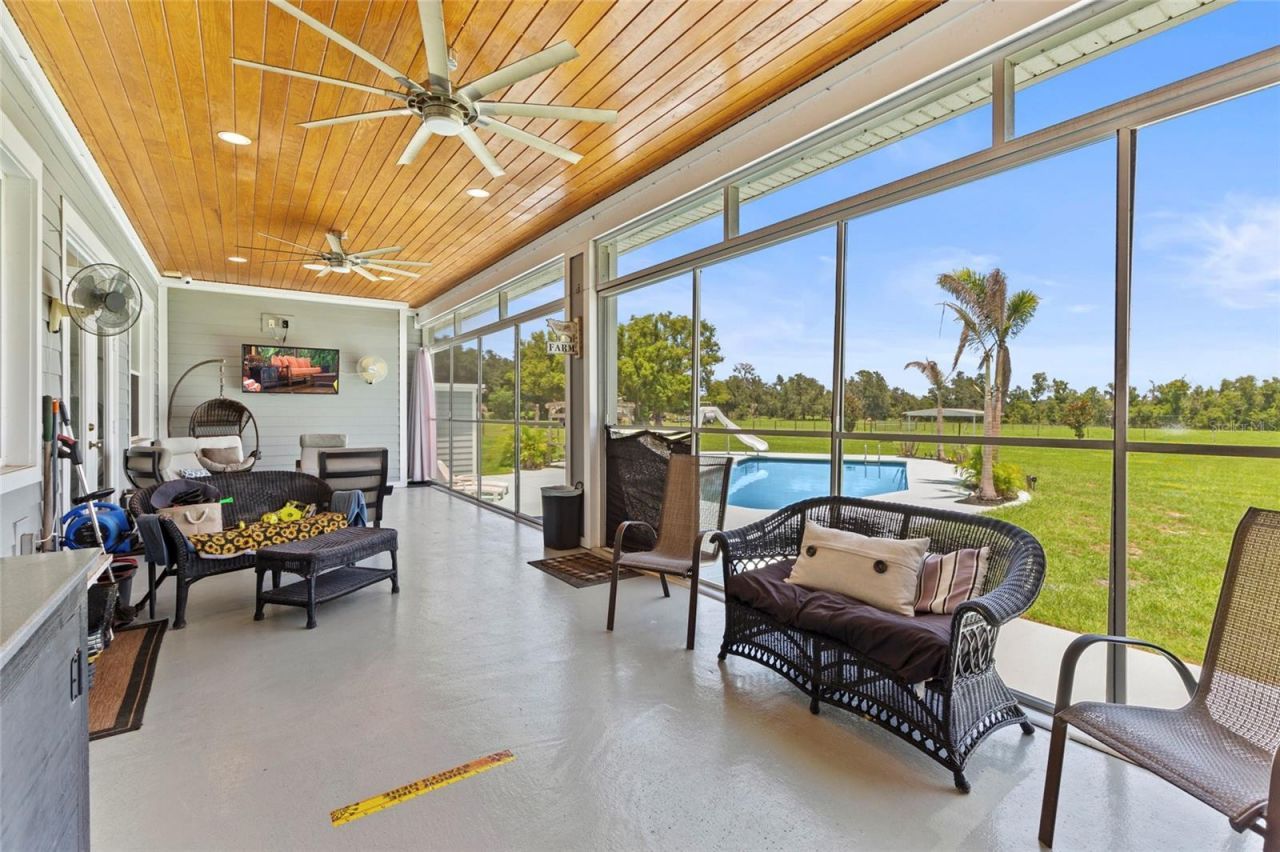 15710 Colding Loop, Wimauma, FL 33598 Photo