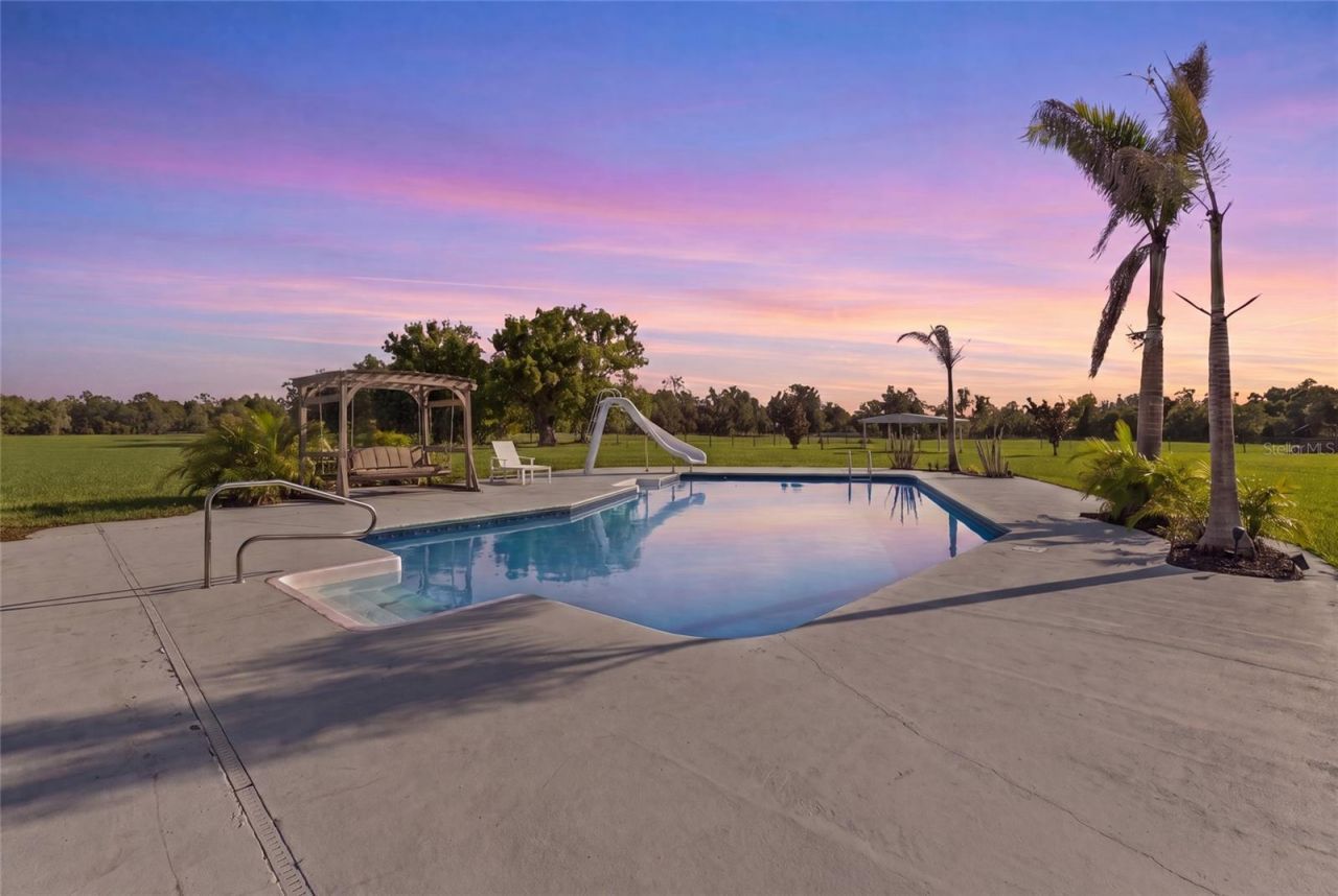 15710 Colding Loop, Wimauma, FL 33598 Photo