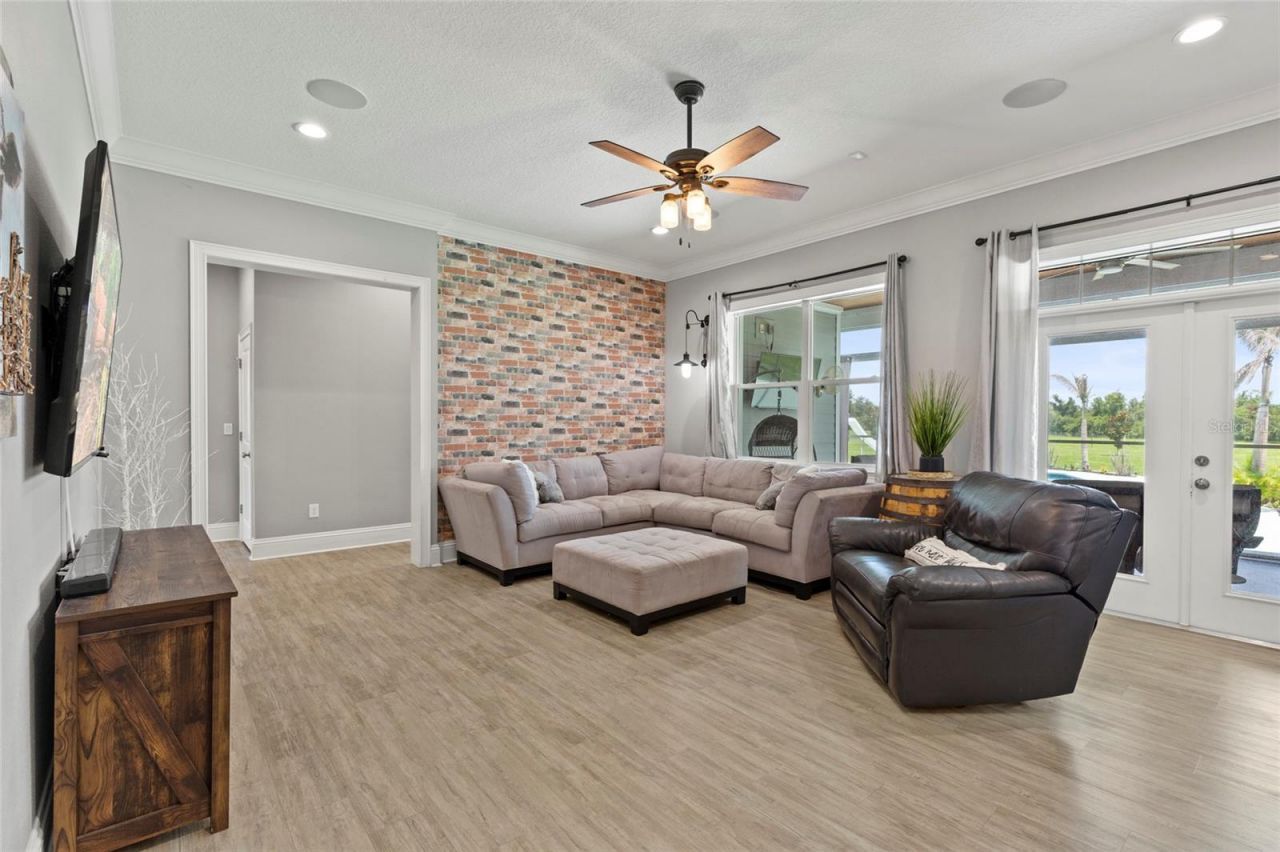 15710 Colding Loop, Wimauma, FL 33598 Photo