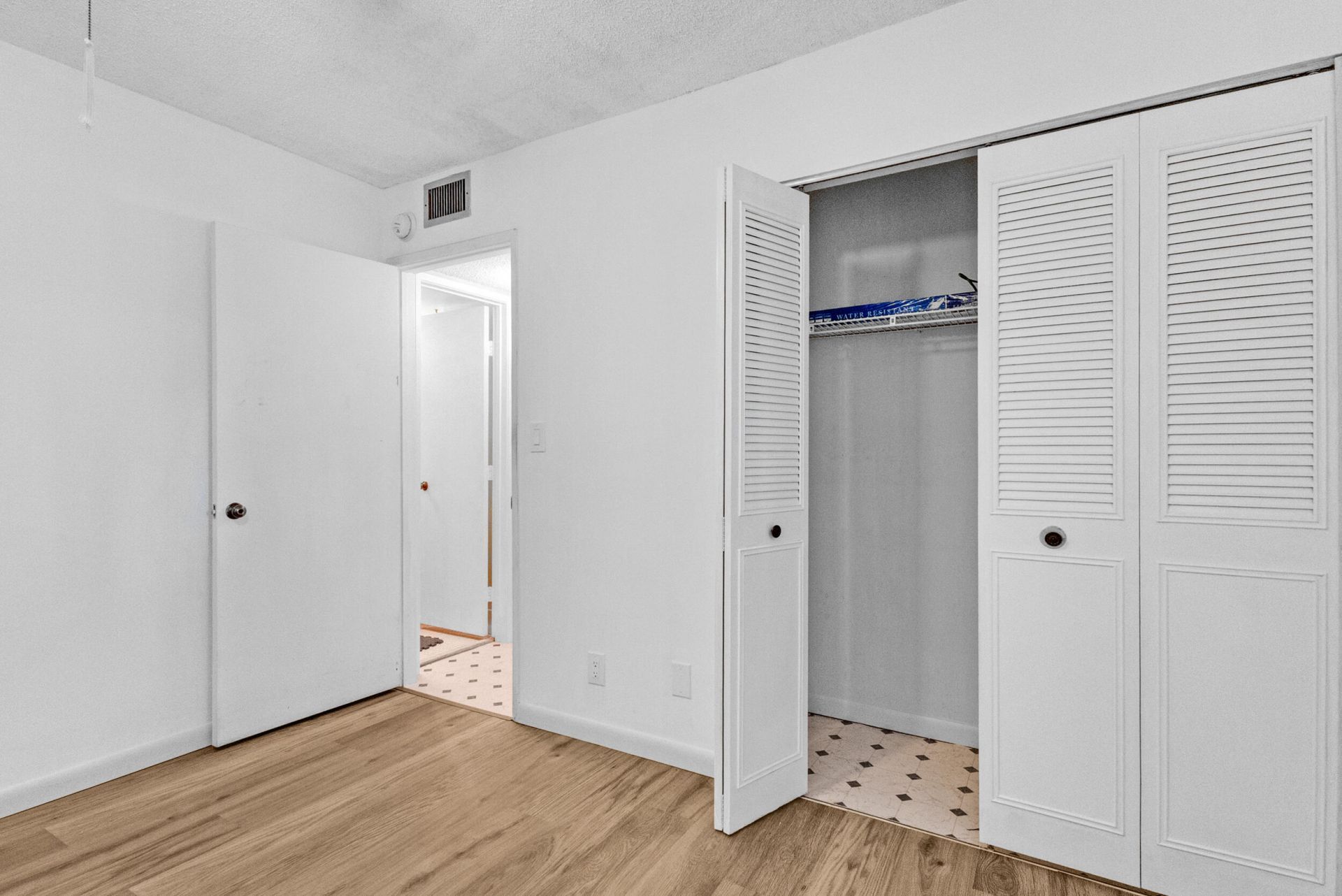 2209 S Cypress Bend Drive, Unit 507, Pompano Beach, FL 33069 Photo