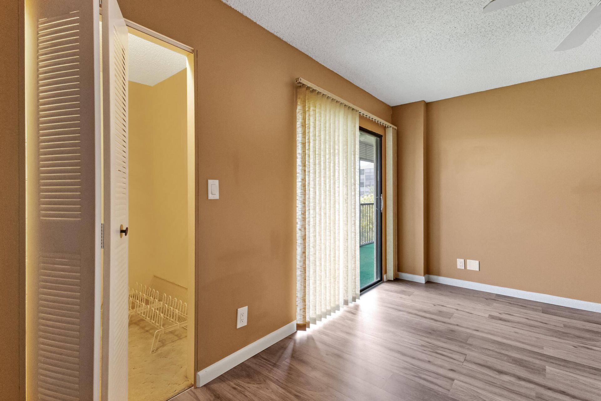 2209 S Cypress Bend Drive, Unit 507, Pompano Beach, FL 33069 Photo