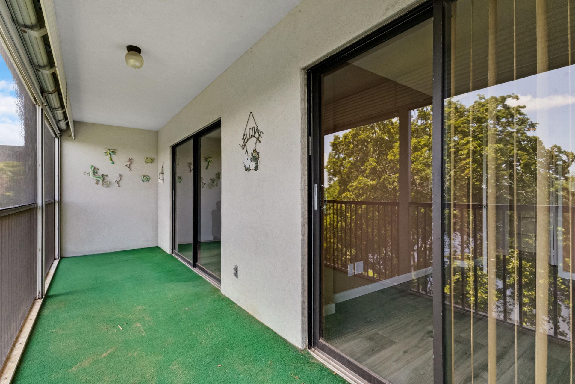 2209 S Cypress Bend Drive, Unit 507, Pompano Beach, FL 33069 Photo