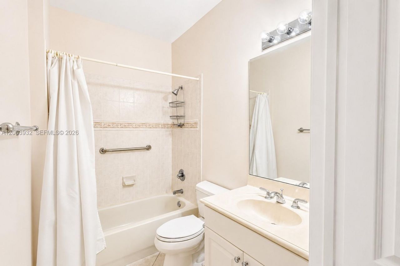 2703 Center Ct Dr, Unit 1-14, Weston, FL 33332 Photo