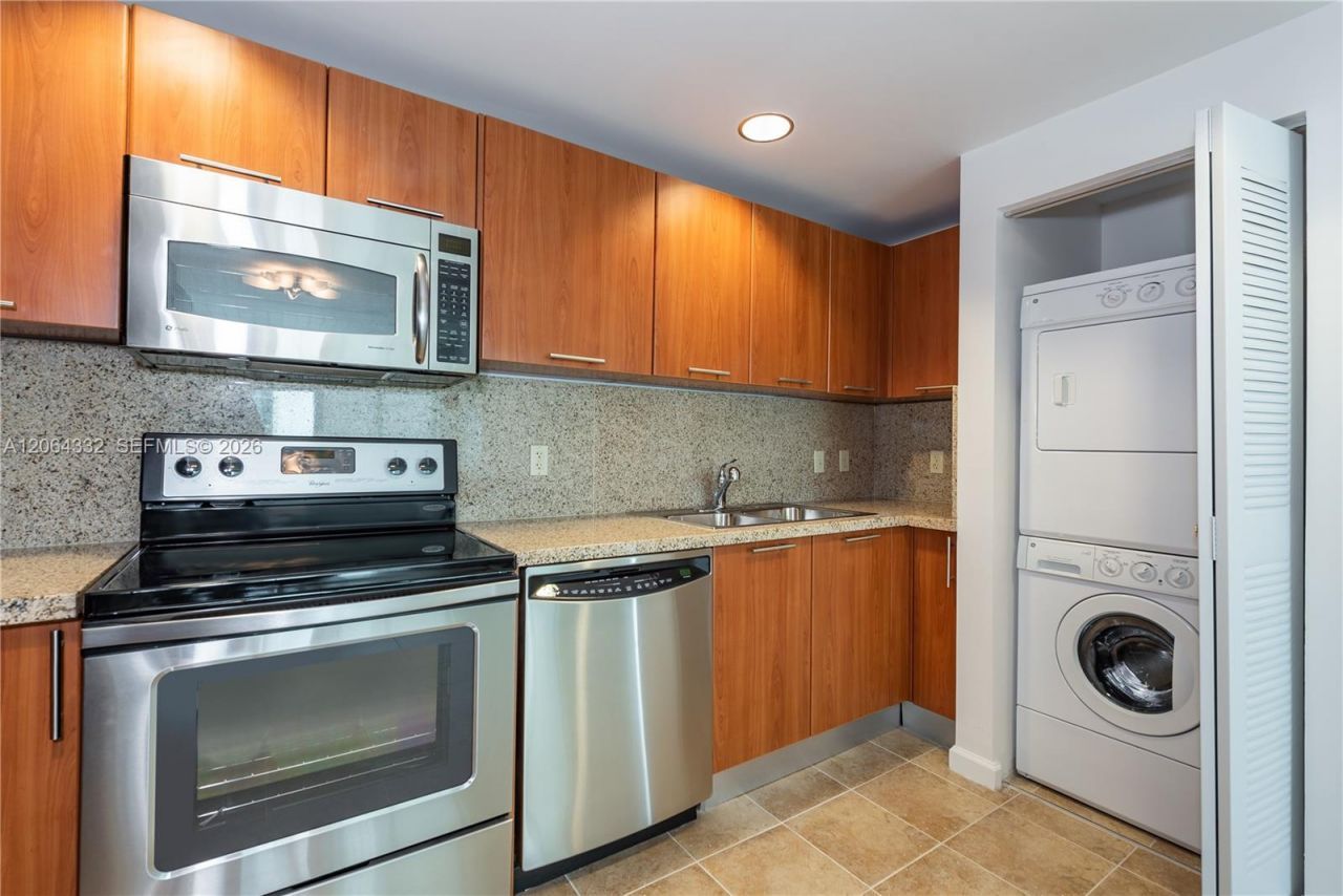 2021 SW 3rd Ave, Unit 707, Miami, FL 33129 Photo