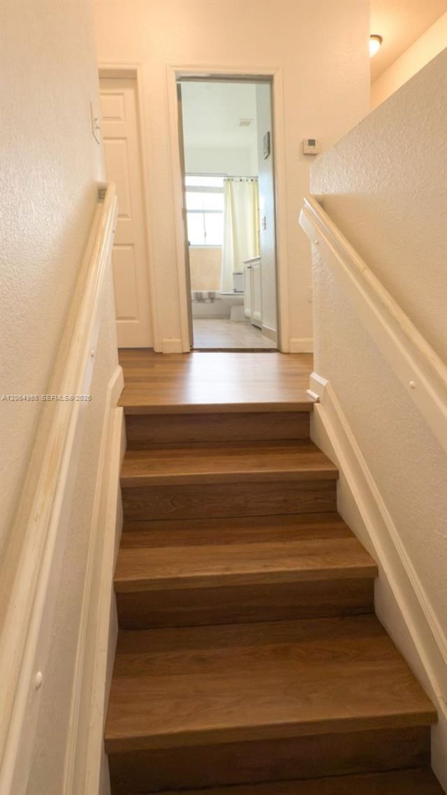 1001 NE 208th St, Unit ., Miami, FL 33179 Photo