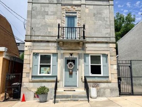 521 E MOORE STREET , NORRISTOWN, PA 19401