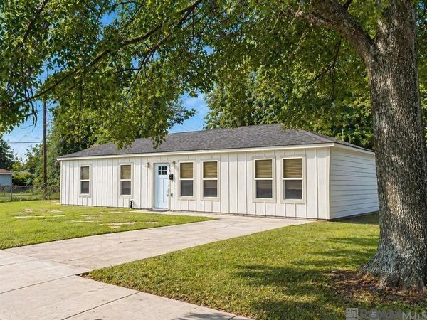 6959 Silverleaf Ave, Baton Rouge, LA 70812