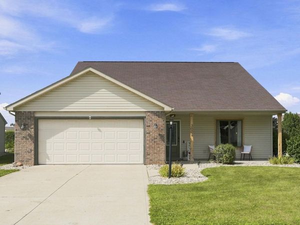 3004 Marguerite Drive, Huntertown, IN 46764
