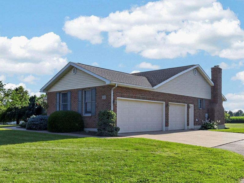 3151 Wall Street, Centerburg, OH 43011 Photo 9