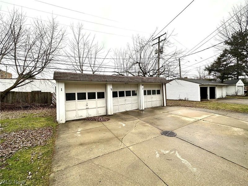 1478 Genesee Road, South Euclid, OH 44121 Photo 2