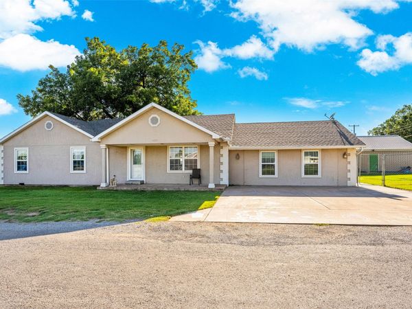 403 S Hancock , Fletcher, OK 73541