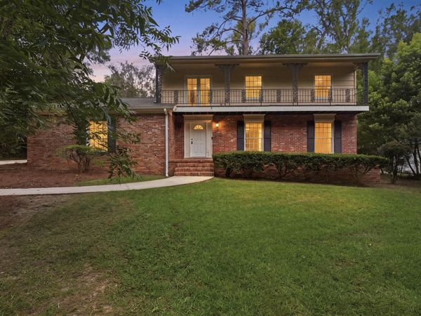 1302 San Luis Road, Tallahassee, FL 32304