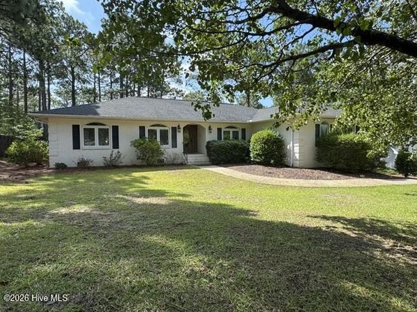 10 Brunswick Lane, Pinehurst, NC 28374