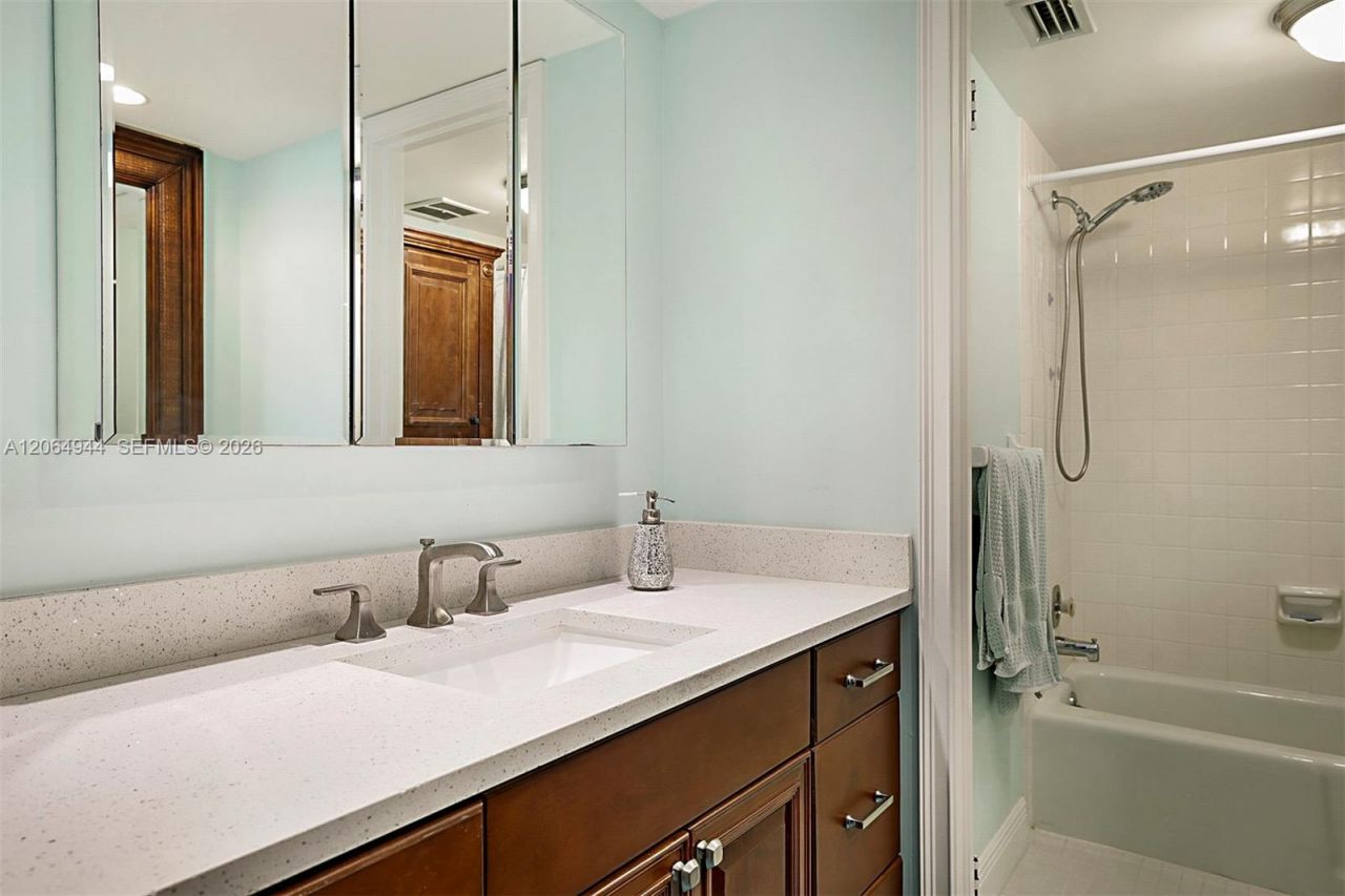 100 Intracoastal Pl , Unit 102, Jupiter, FL 33469 Photo
