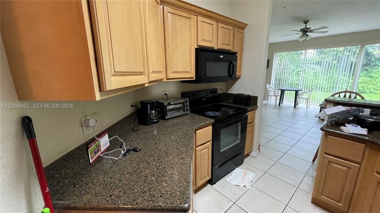 1015 Pipers Cay Dr , West Palm Beach, FL 33415 Photo