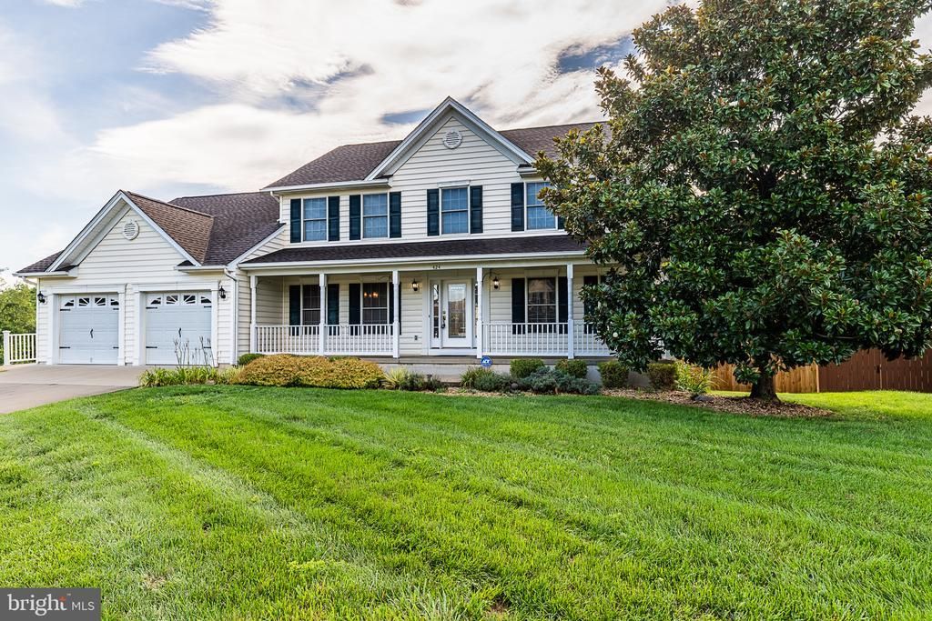 424 Hancock Court, Berryville, VA 22611 Main Photo