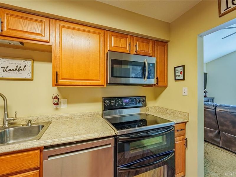 516 Earnshaw Drive, Kettering, OH 45429 Photo 31
