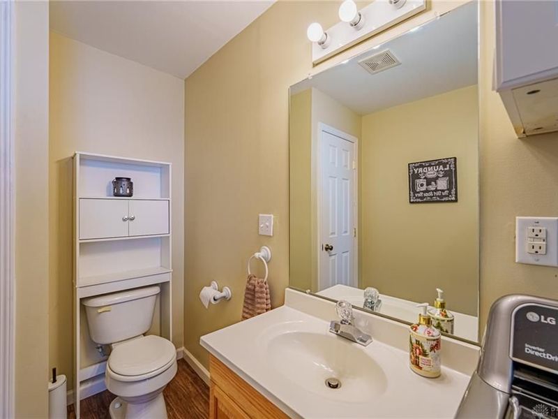 516 Earnshaw Drive, Kettering, OH 45429 Photo 36