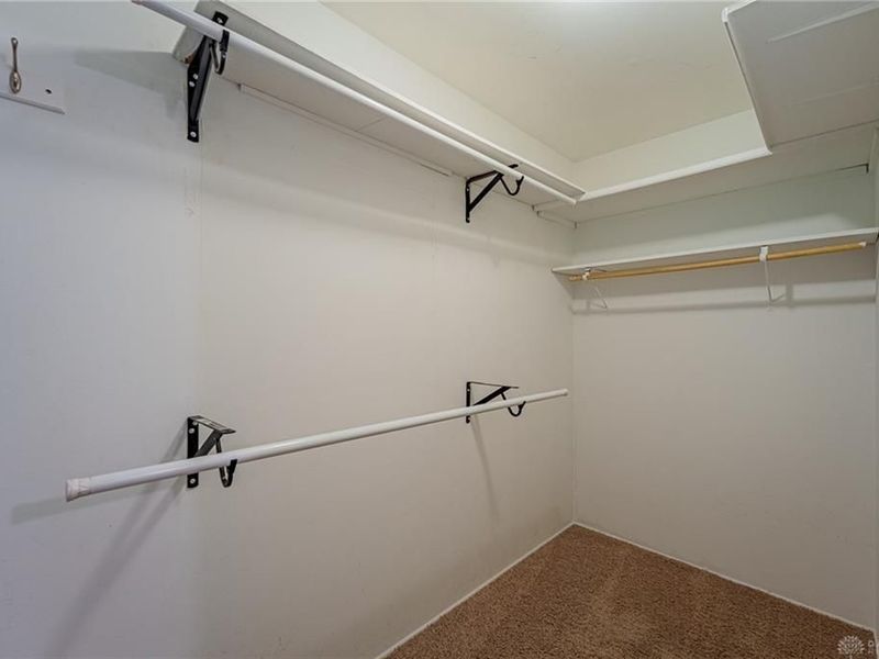 516 Earnshaw Drive, Kettering, OH 45429 Photo 45