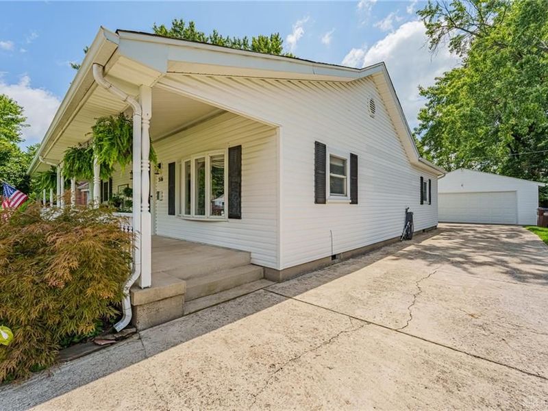 516 Earnshaw Drive, Kettering, OH 45429 Photo 5