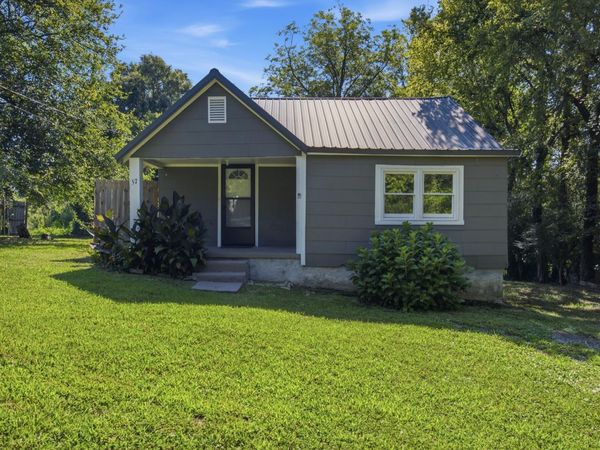 57 Circle Drive , Rossville, GA 30741