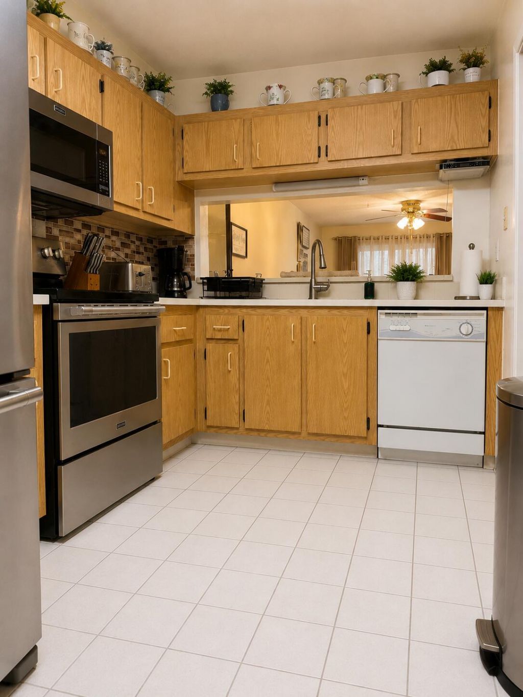 404 Harbour Pointe Way, Greenacres, FL 33413 Photo