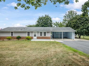 8180 NORTH VALLEY PIKE, ROCKINGHAM, VA 22802