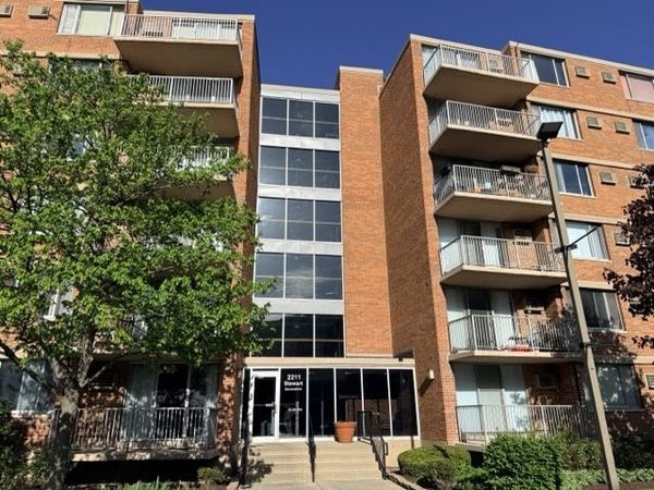 2211 S Stewart Avenue , Unit 6A, Lombard, IL 60148