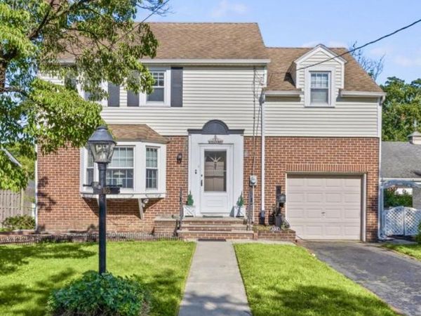 105 E COULTER AVENUE, COLLINGSWOOD, NJ 08108