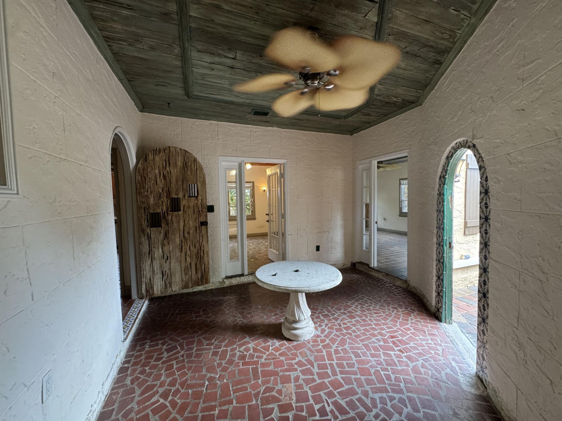 735 Colonial Road, West Palm Beach, FL 33405 Photo