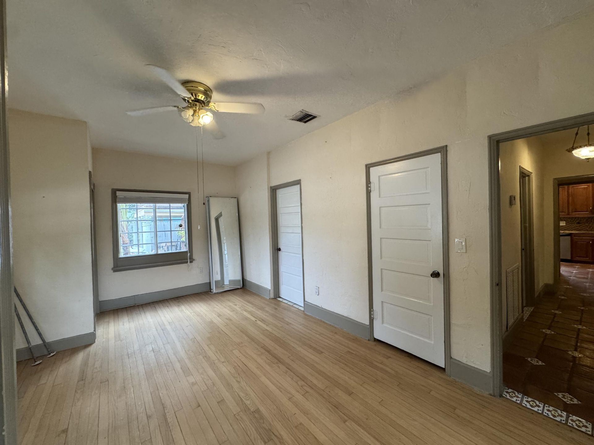 735 Colonial Road, West Palm Beach, FL 33405 Photo
