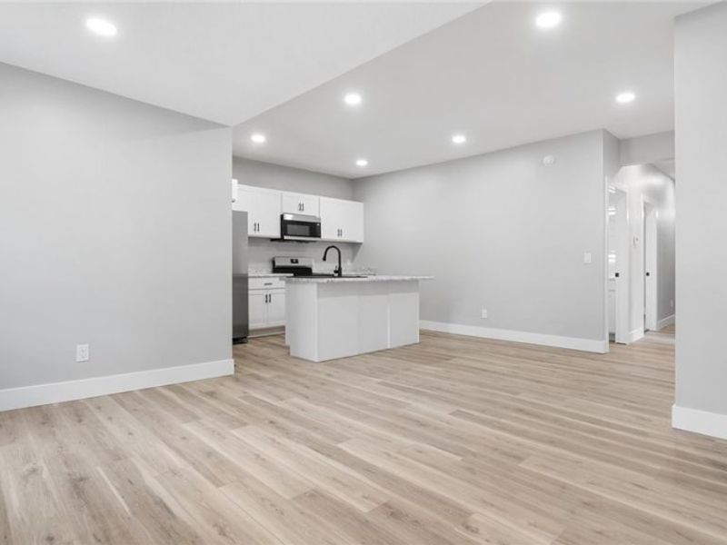 250 N Main Street, Roseville, OH 43777 Photo 14