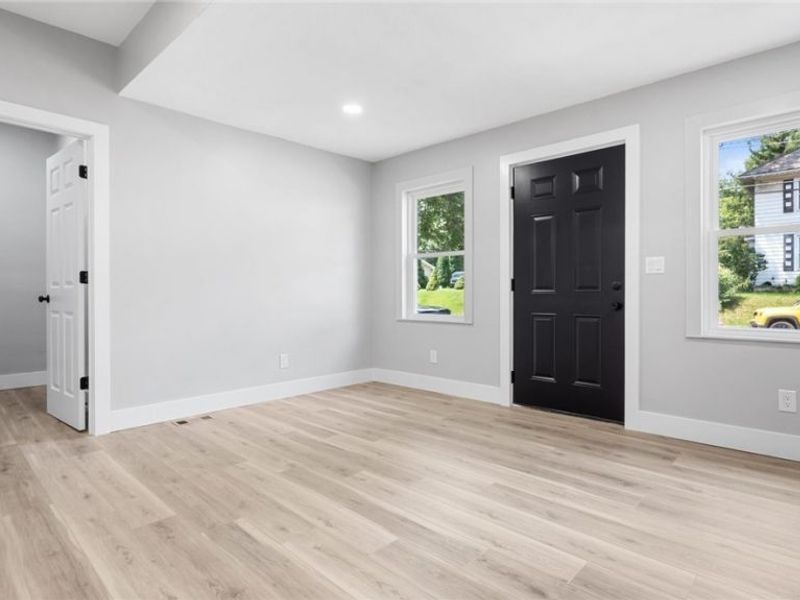250 N Main Street, Roseville, OH 43777 Photo 15