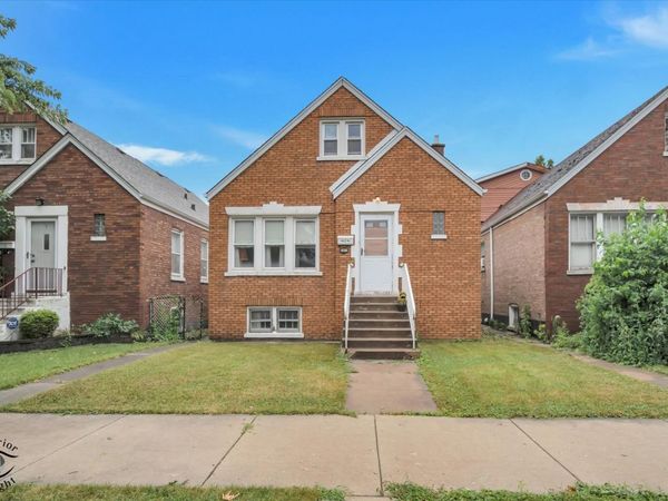 4534 S Karlov Avenue , Chicago, IL 60632