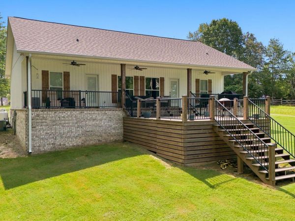154 SUMMER PLACE Ln, Arley, AL 35541