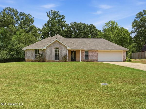 870 Redwood Cove, Byram, MS 39272