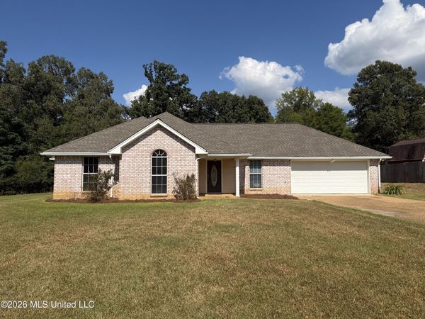 870 Redwood Cove, Byram, MS 39272