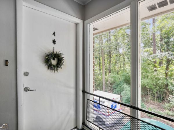 4266 Roswell Road NE, Unit G4, Atlanta, GA 30342