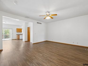 1247 Turtle Creek Road, Lincoln, NE 68521