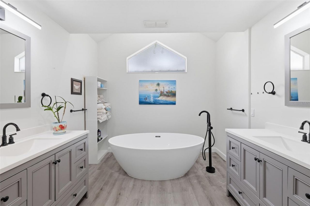 30216 Harris Drive, Leesburg, FL 34748 Photo